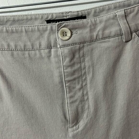 Peace of Cloth CASEY CROP JEAN - BLOSSOM TWILL in Frost (Light Grey) Size 14 - Picture 9 of 15